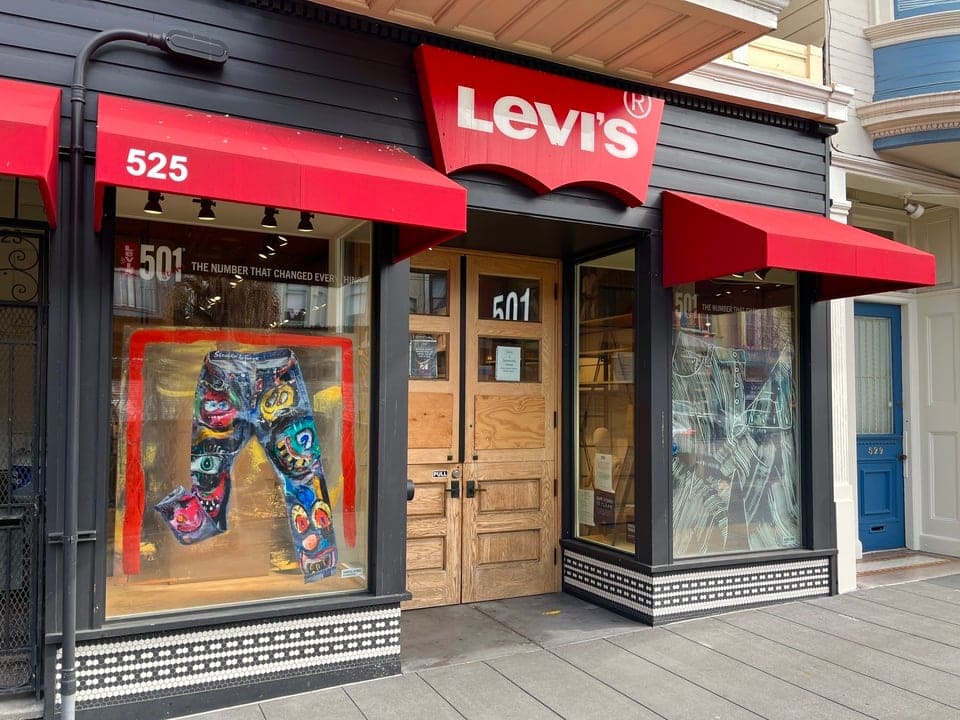 levis store
